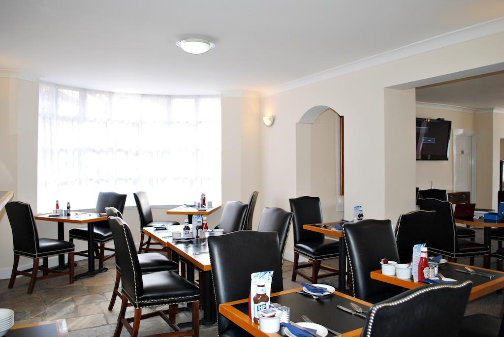 Ferry House Lodge Portsmouth Buitenkant foto
